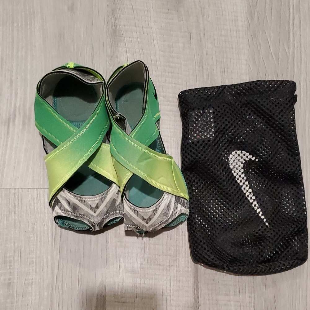 Nike Studio Wrap & Strap Lime and Gray Dance / Yoga Shoes  with Black Mesh Bag